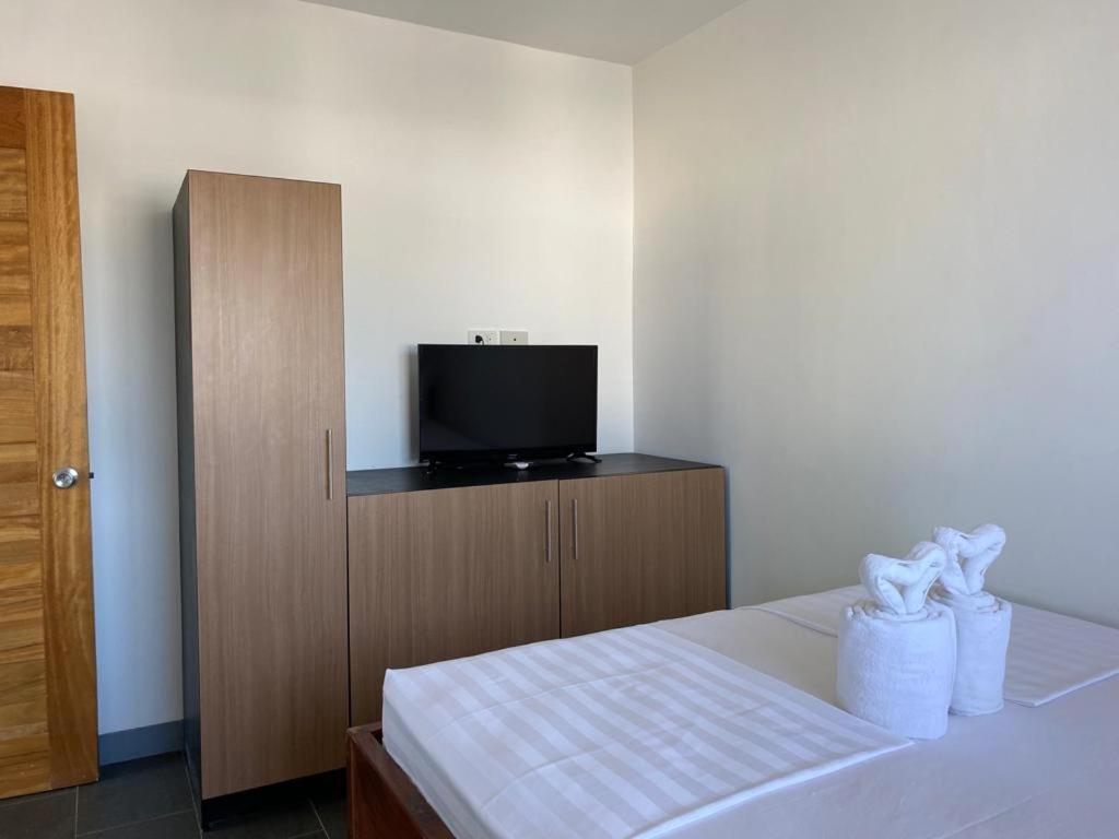 Malipaj Apartments Panglao Bagian luar foto