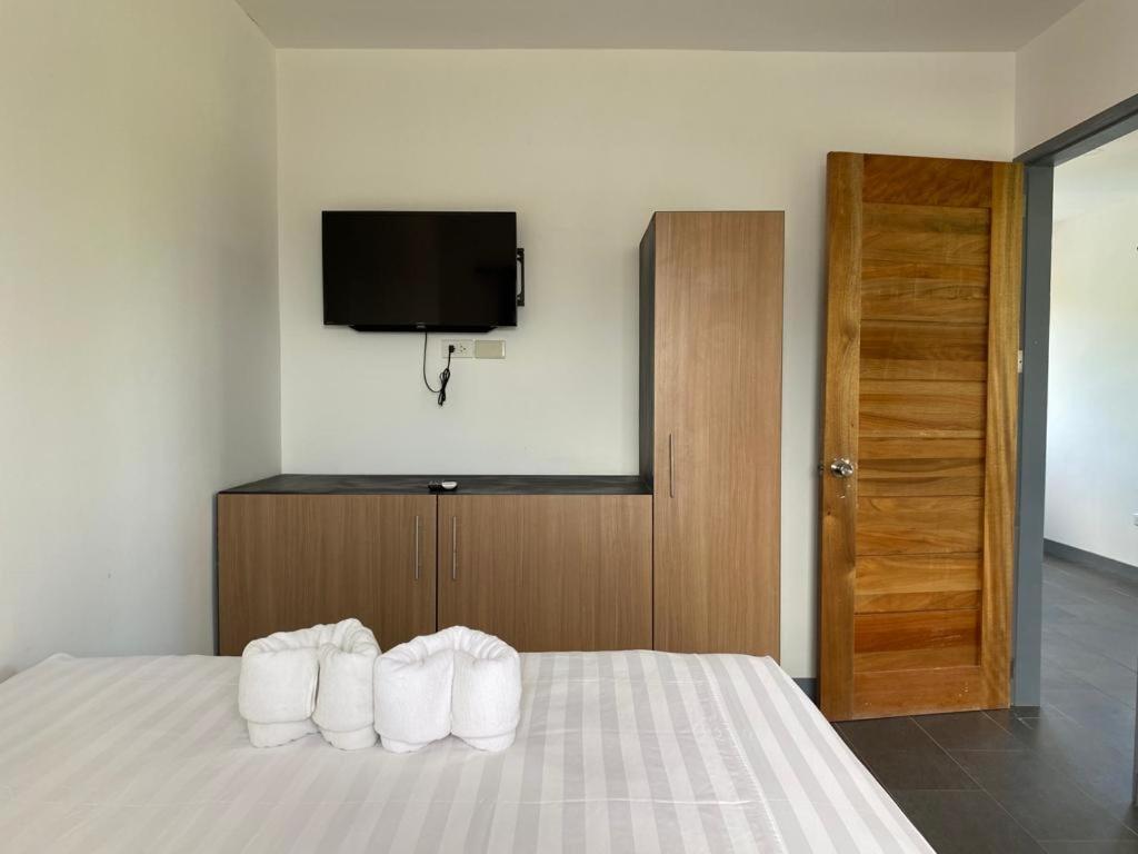 Malipaj Apartments Panglao Bagian luar foto